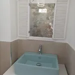 La Porta Dell'eden Con Angolo Cottura アパート *